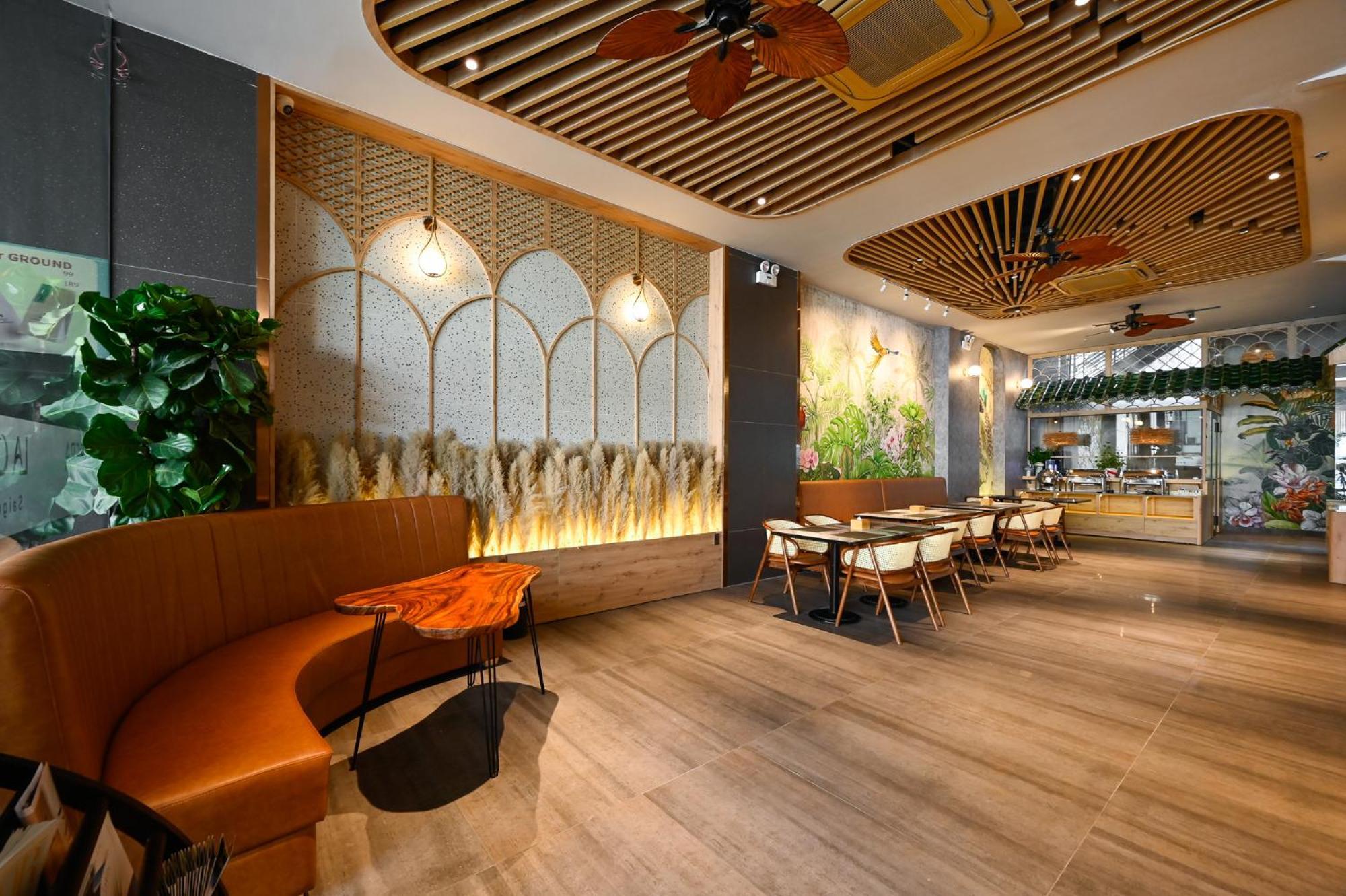 La Opera Saigon Hotel โฮจิมินห์ซิตี้ ภายนอก รูปภาพ